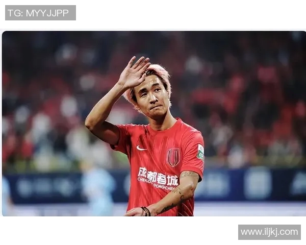 中国足球明星的魅力与气氛:谁是最受欢迎的球场之星